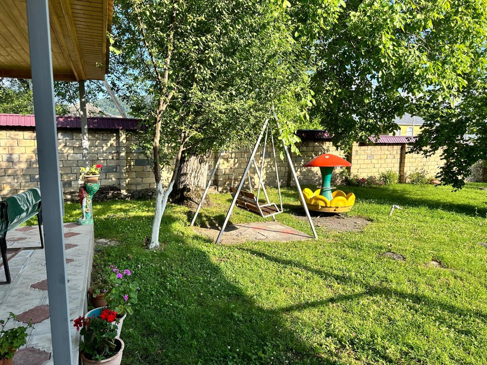 Villa In Qabala Eksteriør billede